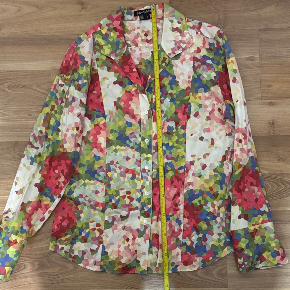 Paperwhite Multicolor Floral-Print Button-Down Shirt with French Cuffs - Picture 14 of 14